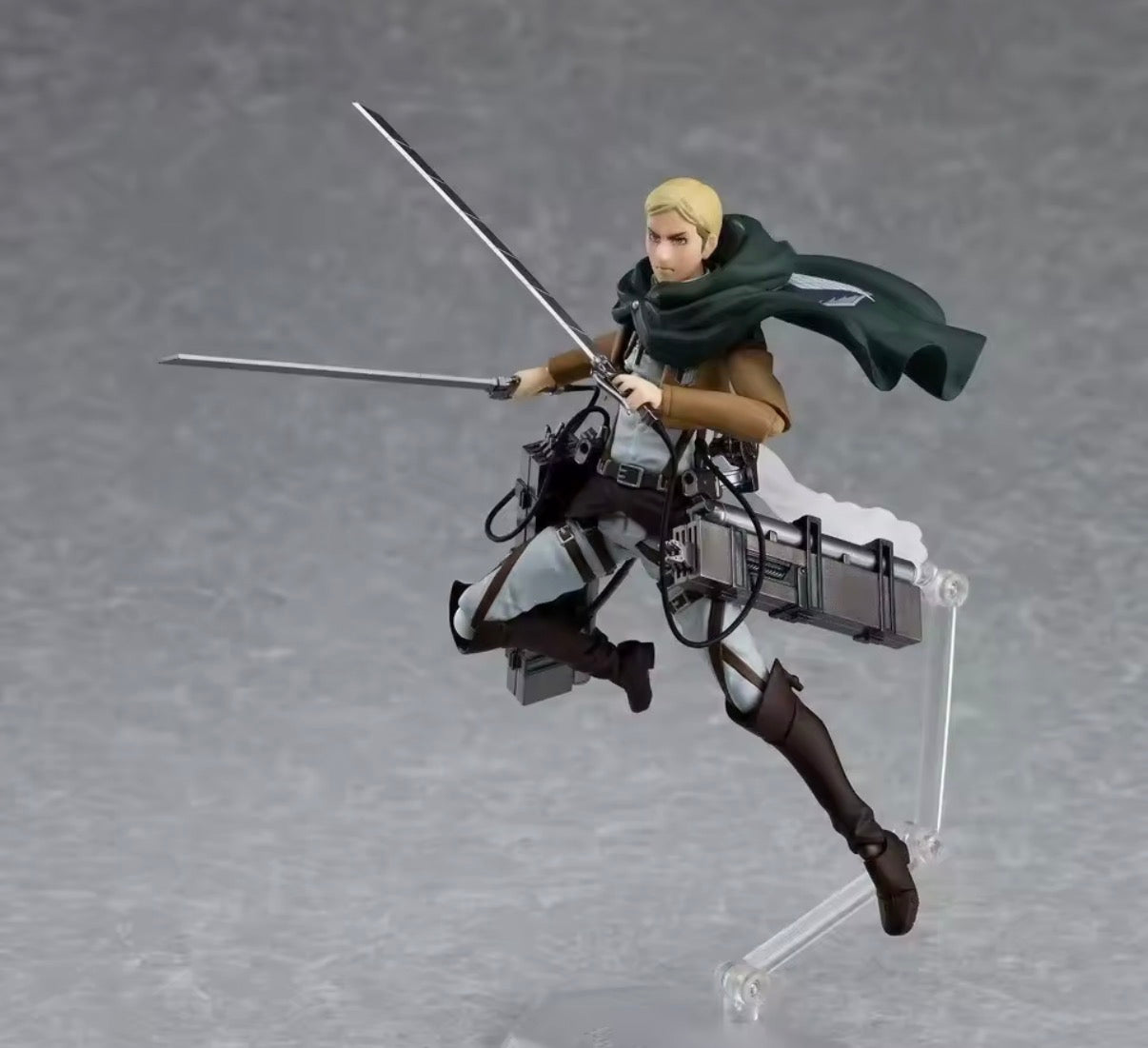 In Stock Figma 446 Max Factory Attack on Titan Commander Erwin Erwin Smith Anime Action Figures Anime Action Figures Toys