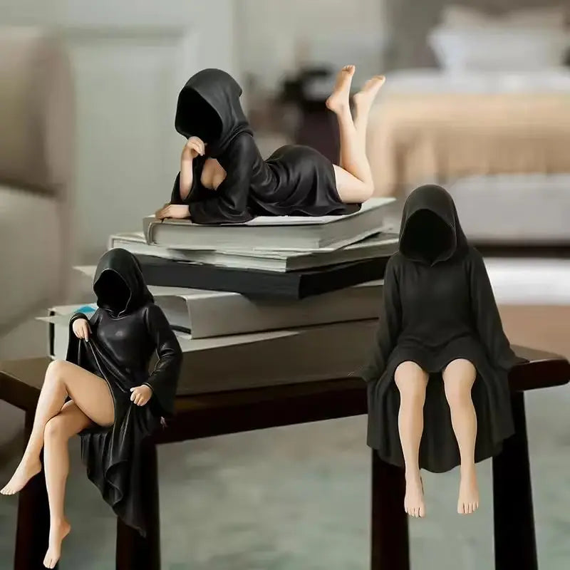 3D Mysterious Halloween Statue Gothic Black-Robed Queen Figure Bookshelf Sculpture Ghost Sitting Statue Table Decoration Gift